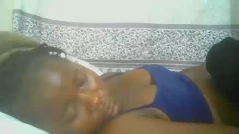 abella online show from October 21, 9:58 am