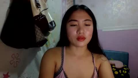 pretty_am online show from October 5, 1:51 pm