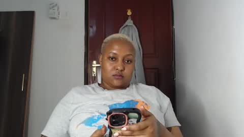 Annah online show from December 23, 3:11 pm