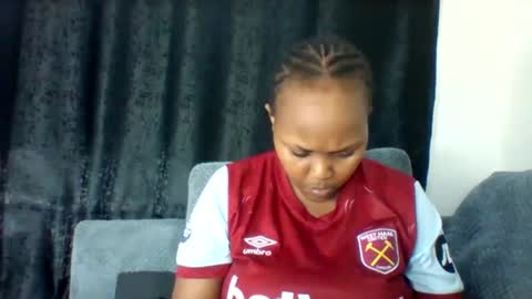 pretty_dee1 online show from May 10, 6:58 pm