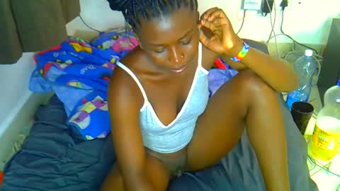 riri online show from October 3, 10:29 pm