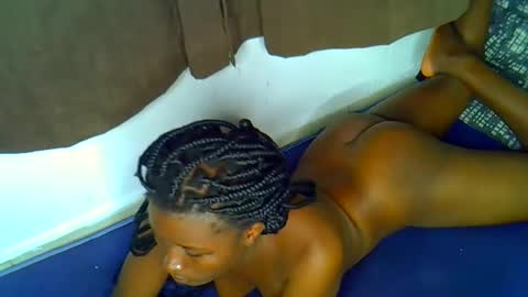 riri online show from November 3, 6:20 pm