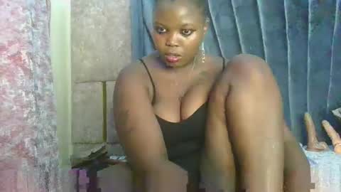 pretty_fel online show from October 2, 4:28 pm