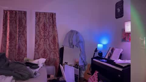 Sophie  online show from February 17, 10:16 pm