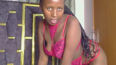 Snapshot of pretty_marslady chatting on October 20, 9:42 pm pretty_marslady online show from October 20, 9:42 pm