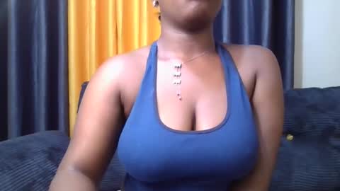 pretty_shila online show from December 21, 9:10 pm