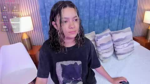 Daisy Flower online show from February 12, 2:26 am