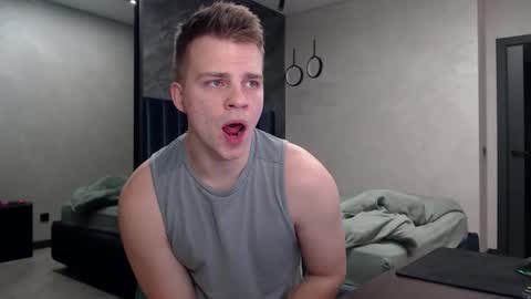 Justin online show from December 2, 5:11 pm