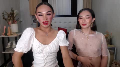 prettyakhira online show from February 14, 3:05 pm
