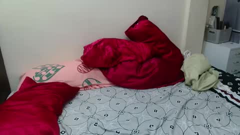 PrettyAsian098 online show from October 31, 3:07 am