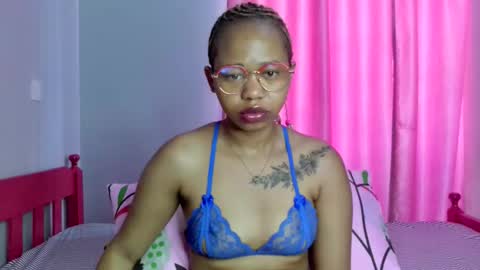 prettybigclit_ebony online show from September 21, 7:23 am