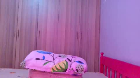 prettybigclit_ebony online show from October 19, 7:24 am