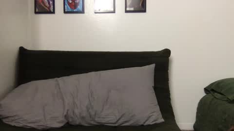 pretty boy online show from October 4, 3:37 am