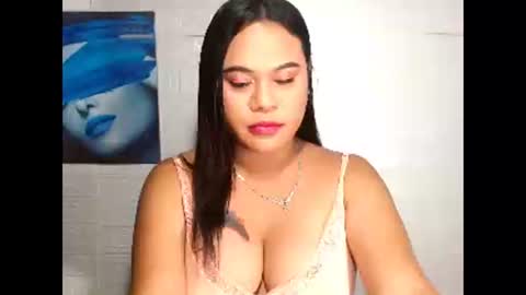 Snapshot of prettydiannara chatting on February 5, 5:20 am prettydiannara online show from February 5, 5:20 am