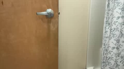 prettygirls84 online show from March 16, 12:14 am