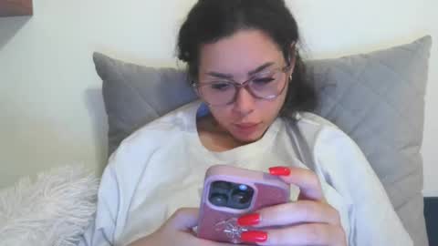 prettyjulliette online show from November 21, 9:02 pm