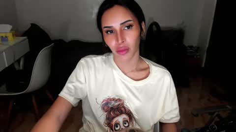 Jovill Mays online show from September 21, 1:37 pm