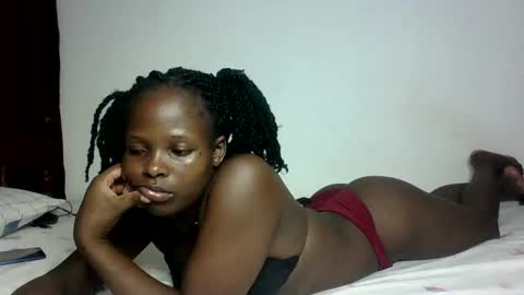 Melly online show from March 10, 7:50 pm