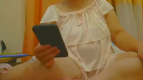 Nhing online show from October 18, 3:38 pm