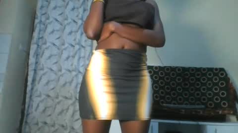 prettypussy_24 online show from June 14, 8:00 pm