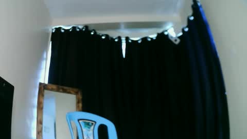 prettyreen online show from June 6, 8:42 am