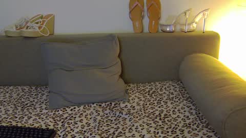 prettyvanessa online show from February 3, 1:08 pm