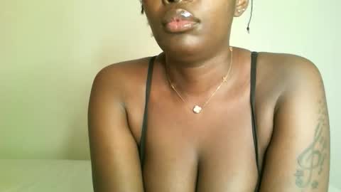 prettyvishy online show from November 19, 5:40 am