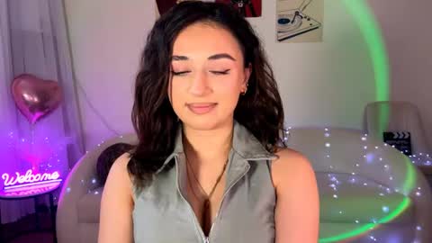 Sofi online show from May 17, 1:42 pm