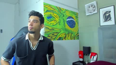 prince_arthur77 online show from October 28, 1:01 pm