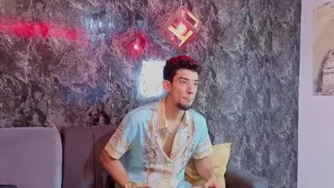 prince_arthur77 online show from February 10, 1:58 pm