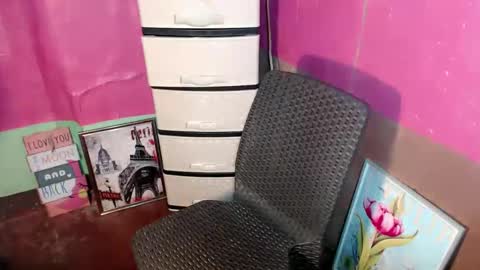 prince_valx online show from March 7, 6:54 pm