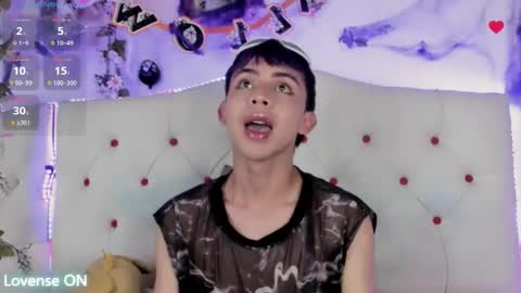 Prince  online show from October 25, 9:48 pm