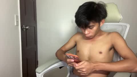 Charls online show from April 22, 4:25 pm