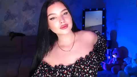 Snapshot of princessamira1 chatting on December 2, 1:07 am princessamira1 online show from December 2, 1:07 am
