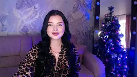 Snapshot of princessamira1 chatting on December 13, 6:53 am princessamira1 online show from December 13, 6:53 am