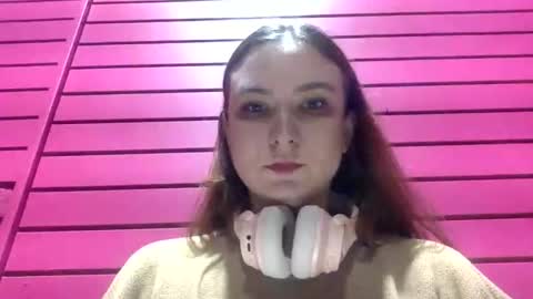 Annie Violet online show from November 22, 1:37 am