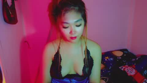 Hello everyone this is your beloved Athena again I present the most comfortable and kind room I accept everyone with kindness online show from December 5, 2:47 am
