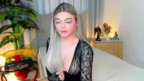 PrincessDONT FORGET TO FOLLOW ME online show from September 17, 11:57 am