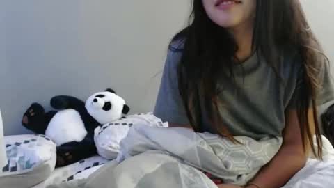 princessleenhu online show from April 19, 1:28 am