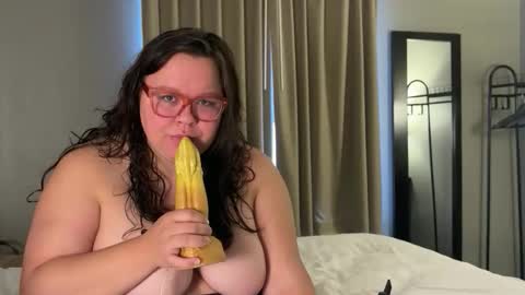 princesstaryn19 online show from November 12, 4:09 pm