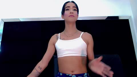 priscilarainbow online show from April 25, 3:53 pm