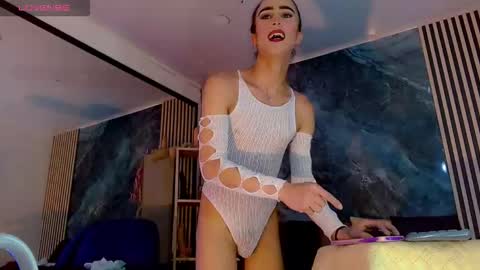 priscilarainbow online show from September 28, 8:29 pm