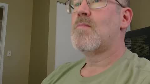 professor21255 online show from October 20, 9:53 pm