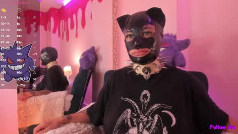 psycodoll online show from April 13, 1:37 pm