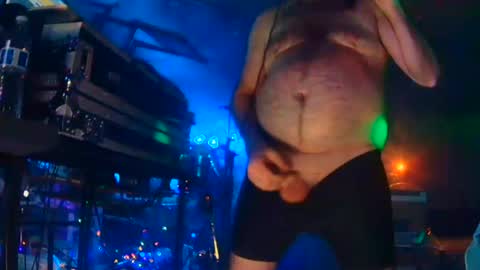 punkrunr083 online show from July 29, 8:36 am