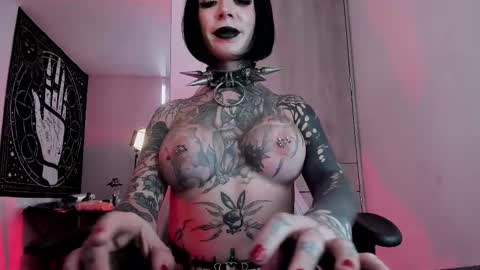 punkyfoxx online show from March 1, 7:15 pm