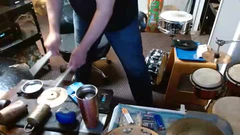 Jojo online show from April 10, 3:45 am