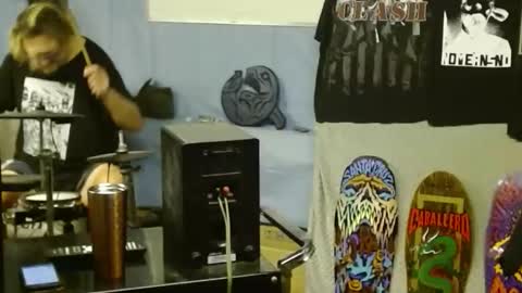 Jojo online show from November 25, 6:45 am