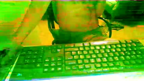 Snapshot of pup_y chatting on September 20, 8:45 pm pup_y online show from September 20, 8:45 pm
