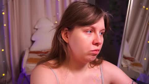 constant schedule Wednesday  Friday  Saturday  Sunday  The Rosemarie online show from February 6, 5:44 am